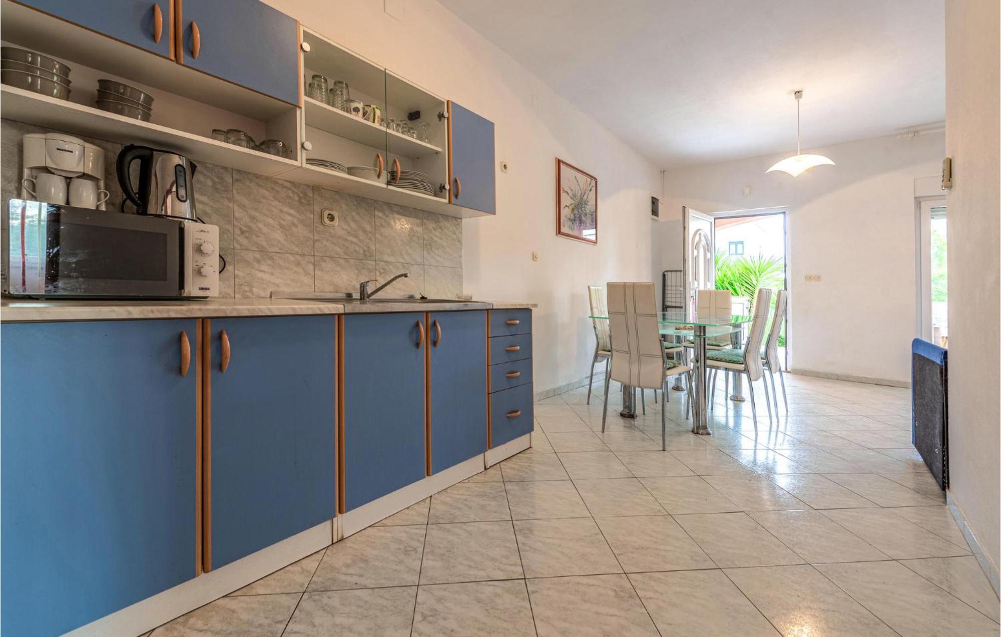 Lovely Apartment In Vir With Kitchen Экстерьер фото